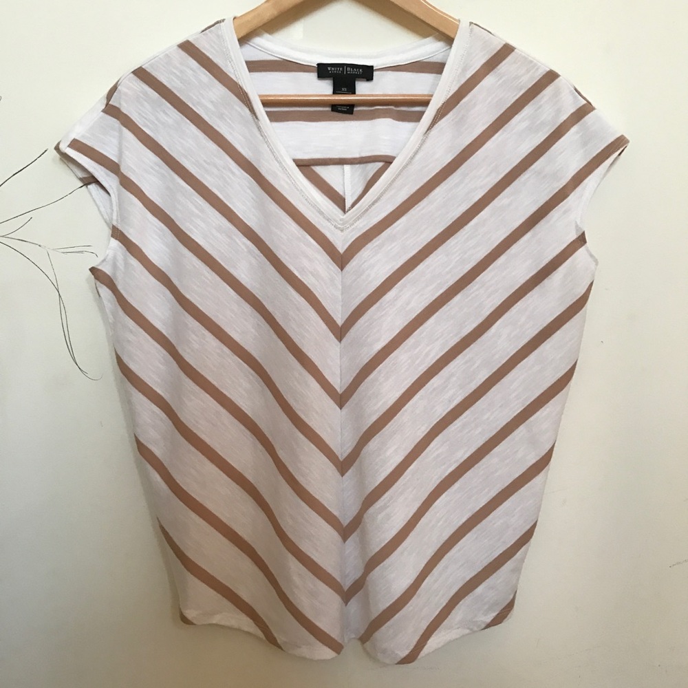 🚀3/$15🚀 White House Black Market V-neck Striped Top